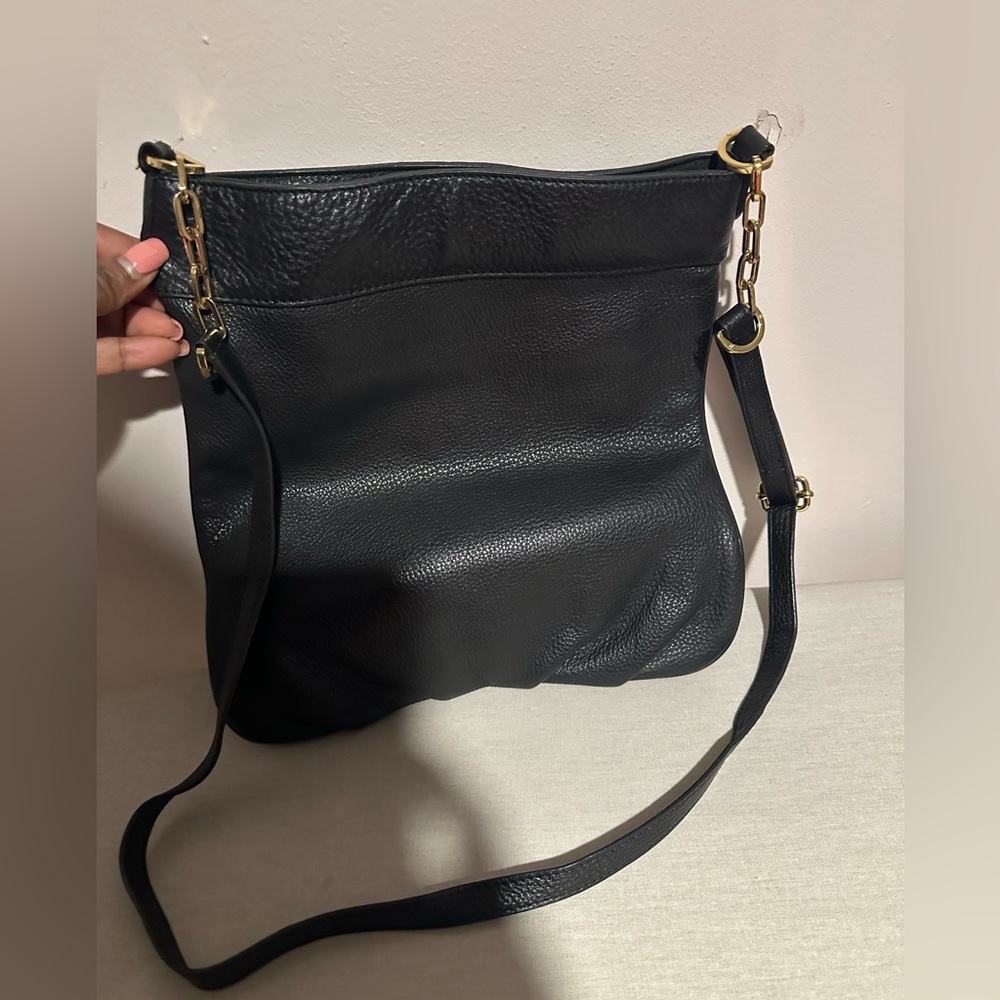 Tory Burch black leather crossbody bag used - Picture 2 of 10